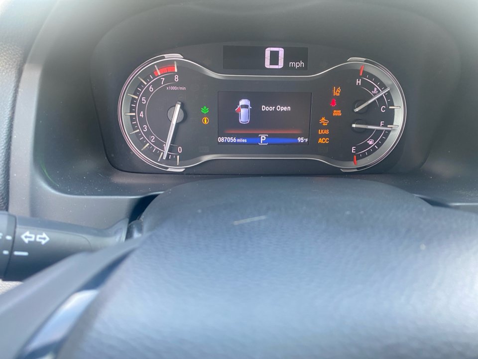 Used 2017 Honda Pilot Touring image 14