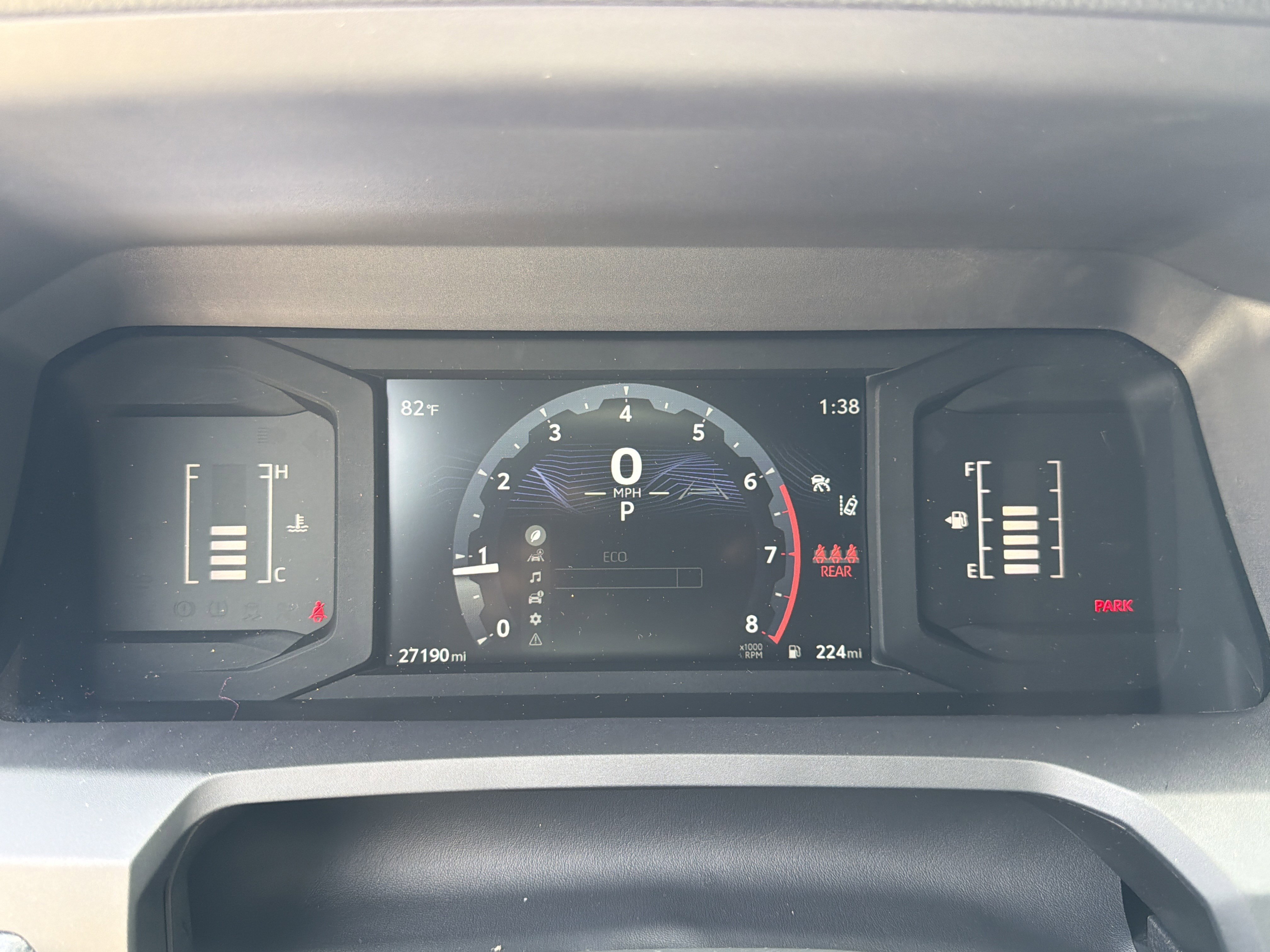Used 2025 Toyota Tacoma SR5 AWD/4WD image 26