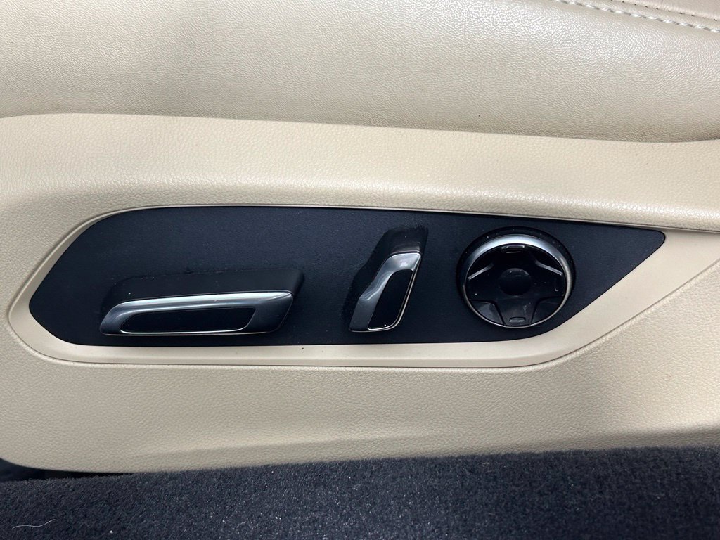 Used 2023 Acura TLX w/ Technology Package FWD image 31