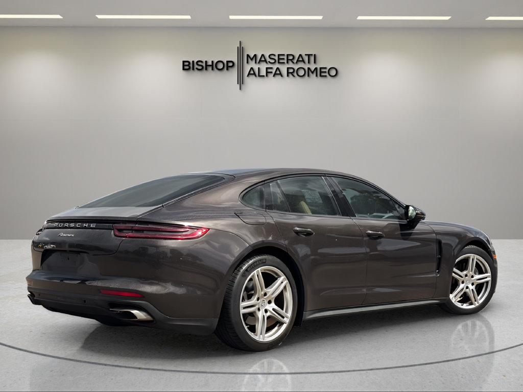 Used 2018 Porsche Panamera RWD image 4