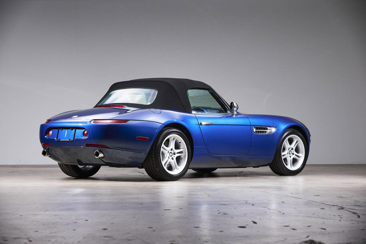 Used 2002 BMW Z8 image 18