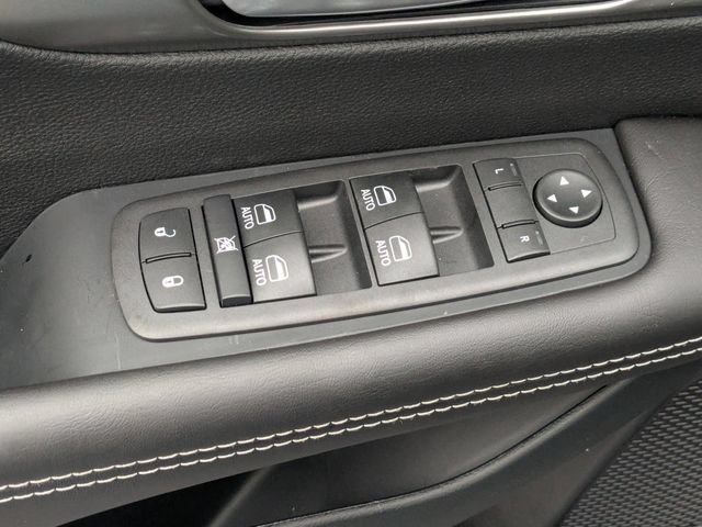 New 2026 Chrysler Voyager LX FWD image 10