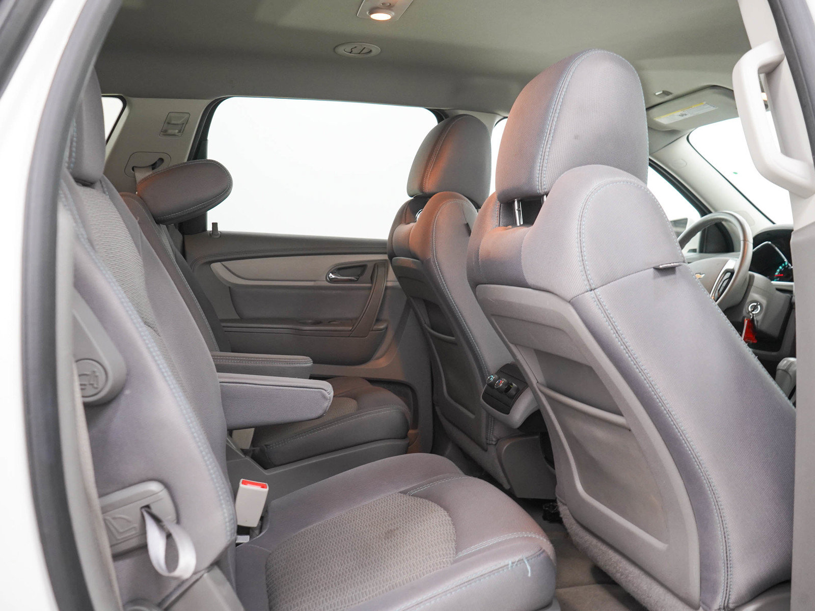 Used 2015 Chevrolet Traverse LT w/ Style and Technology Package AWD/4WD image 13