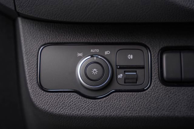 Used 2024 Mercedes-Benz Sprinter 2500 image 36