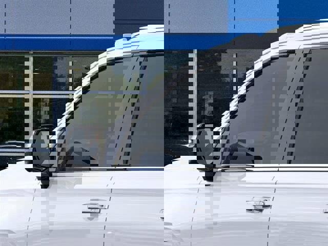 New 2026 Chevrolet Suburban Premier image 12