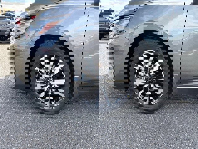 New 2025 Nissan Sentra SV w/ SV Premium Package image 9