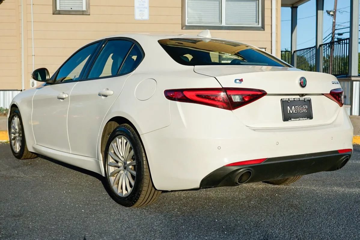 Used 2022 Alfa Romeo Giulia Sprint AWD/4WD image 7