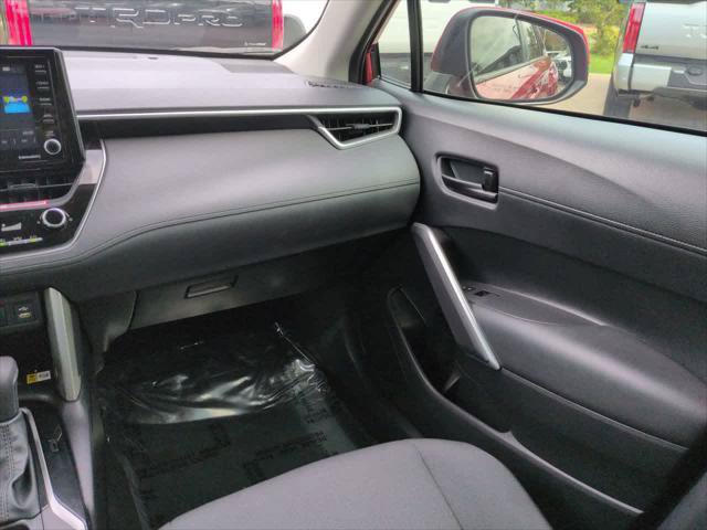 Certified 2022 Toyota Corolla Cross LE FWD image 16