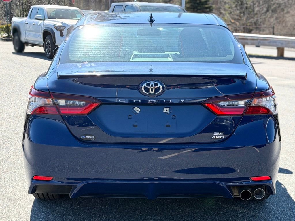 Used 2024 Toyota Camry SE w/ Cold Weather Package image 4