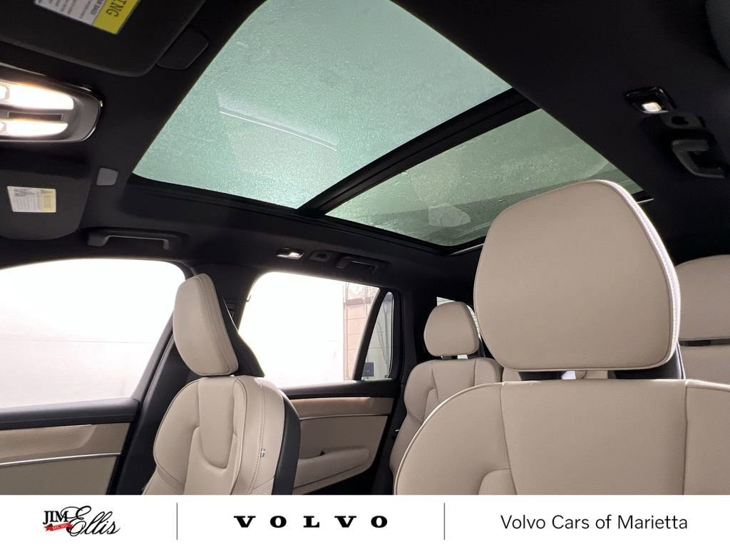New 2026 Volvo XC90 B5 Plus w/ Protection Package image 14
