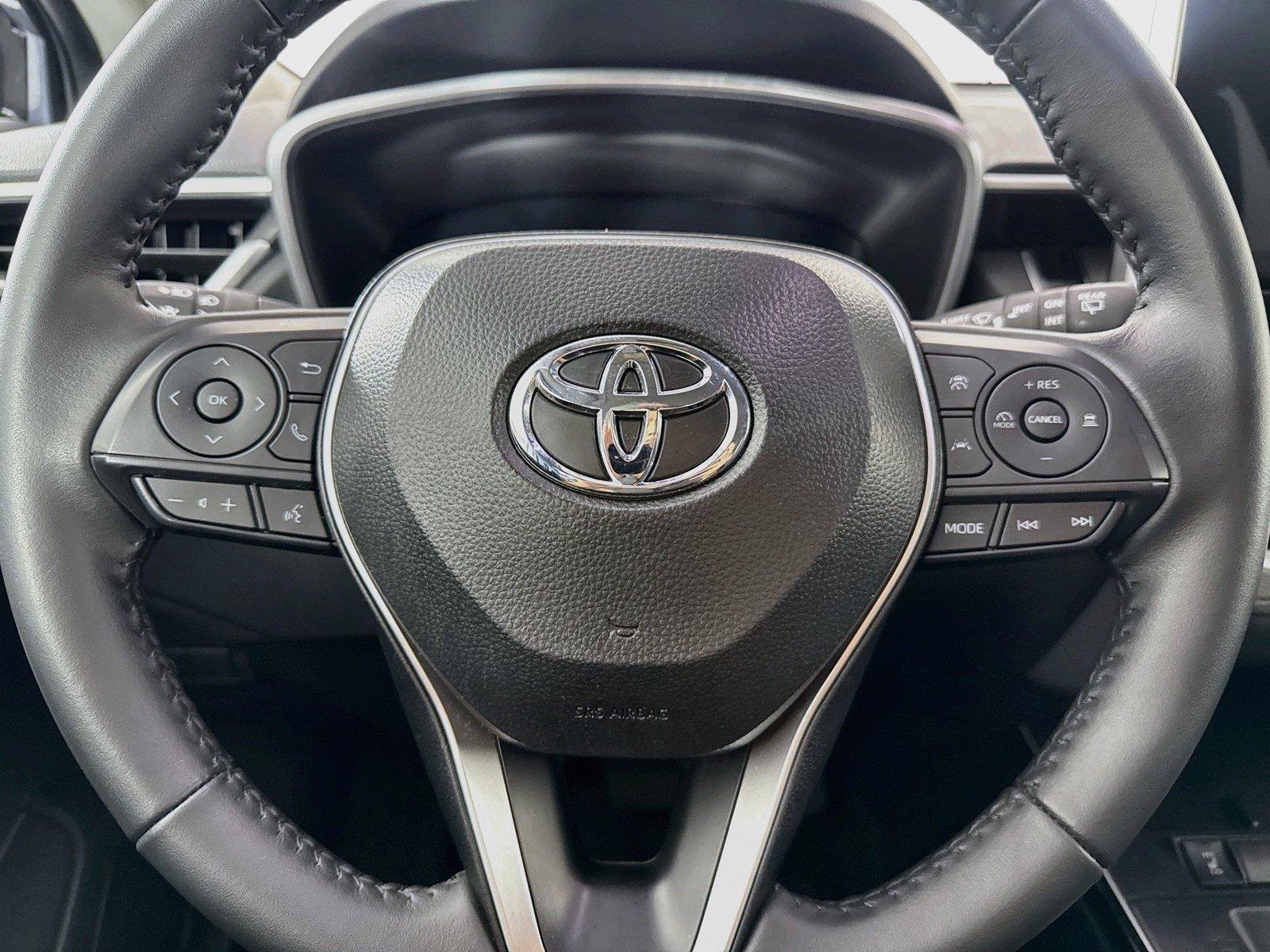 Certified 2026 Toyota Corolla Cross XLE FWD image 17