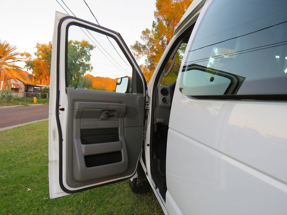 Used 2012 Ford E-150 and Econoline 150 w/ PWR Group image 21