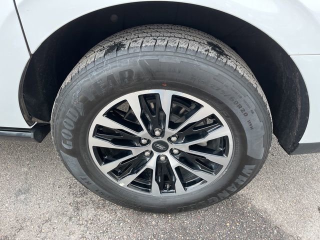 Used 2025 Ford Expedition Max Platinum image 18