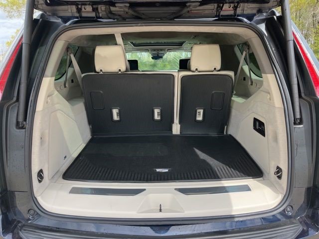 Certified 2023 Cadillac Escalade ESV Premium Luxury Platinum RWD image 6