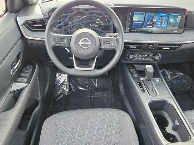 New 2026 Nissan Kicks SV w/ SV Premium Package image 7