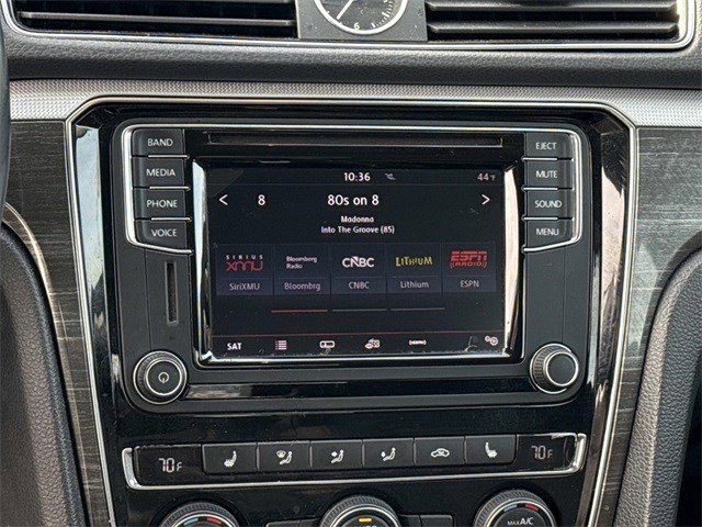 Used 2017 Volkswagen Passat 1.8T SE image 20