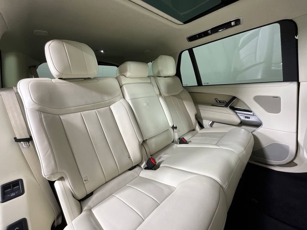 Certified 2024 Land Rover Range Rover Long Wheelbase SE AWD/4WD image 22