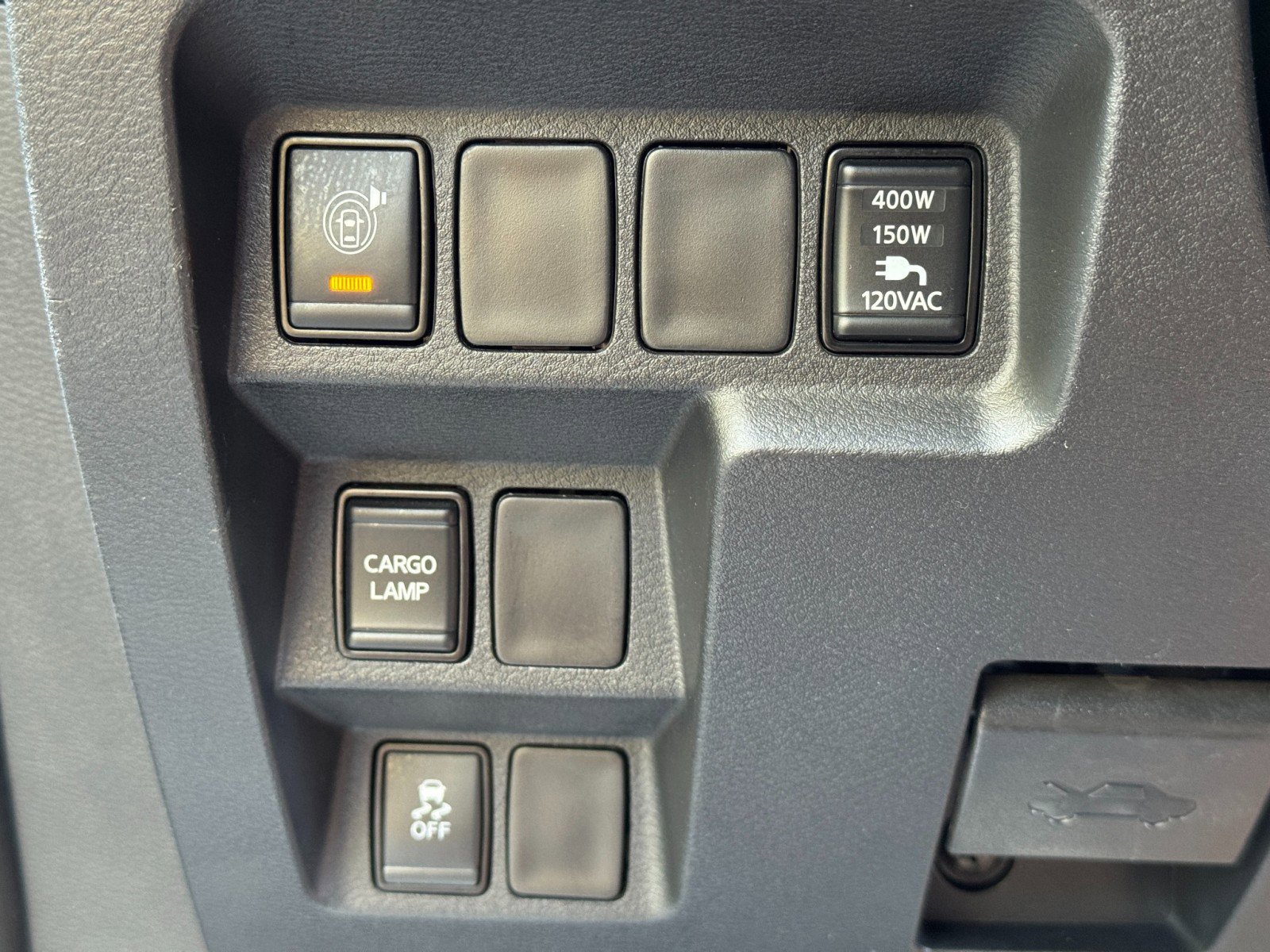 Used 2022 Nissan Frontier SV RWD image 16