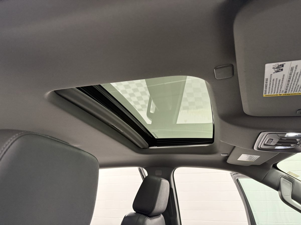 Used 2024 Chevrolet Silverado 1500 RST w/ Convenience Package II image 30