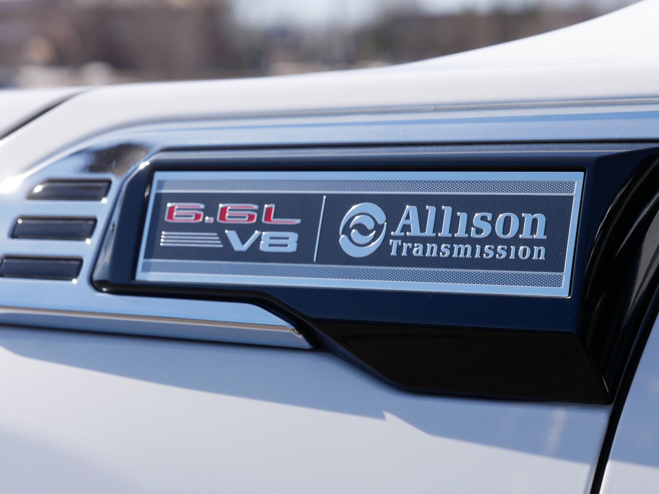 Used 2025 GMC Sierra 2500 Denali w/ Denali Reserve Package AWD/4WD image 39