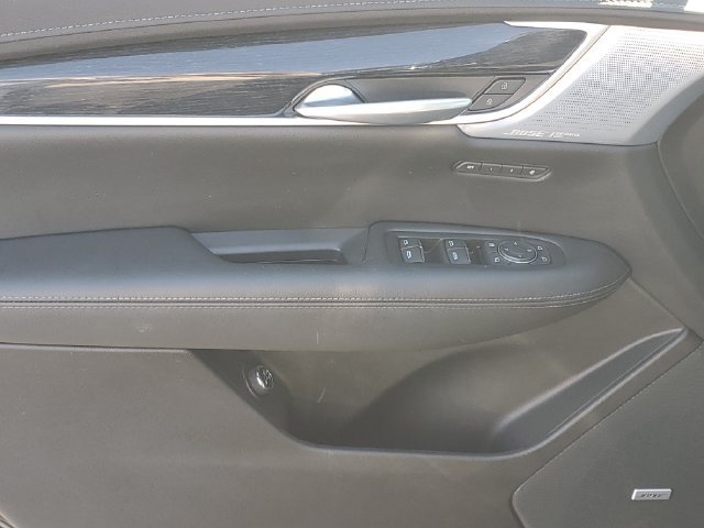 Certified 2024 Cadillac XT5 Premium Luxury AWD/4WD image 11