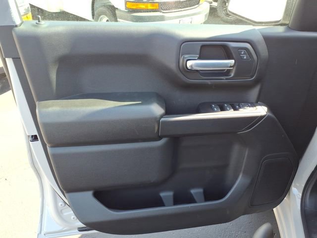 New 2026 Chevrolet Silverado 1500 Custom w/ Turbomax Blackout Package AWD/4WD image 12