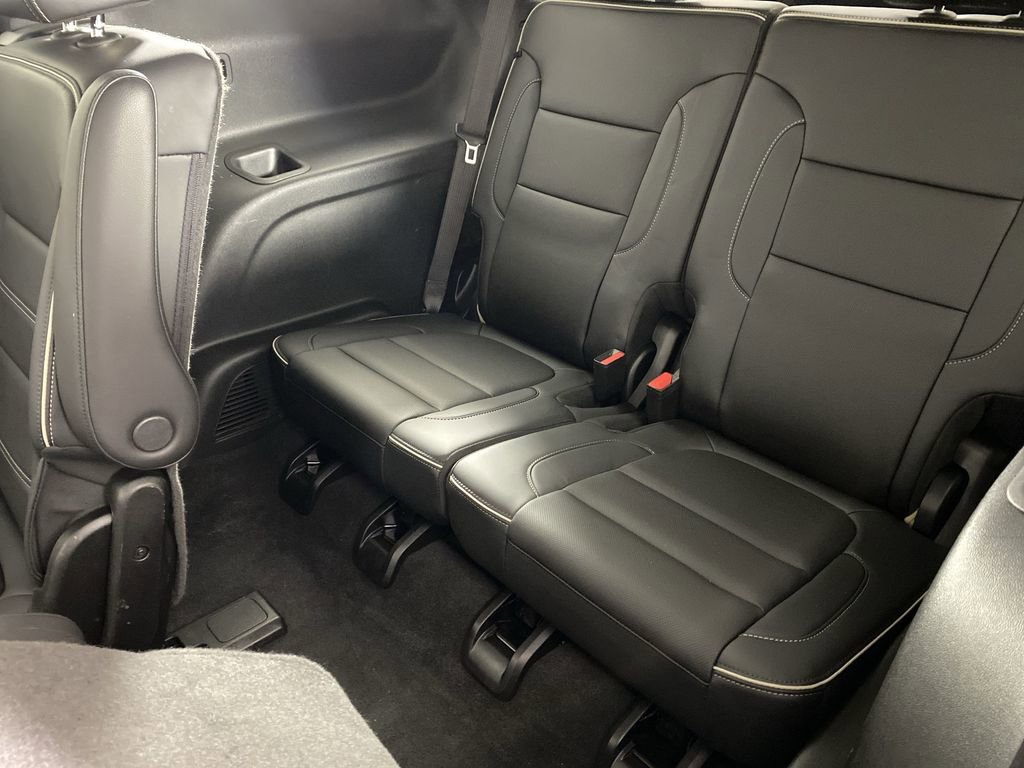 Certified 2023 GMC Acadia Denali w/ Black Diamond Edition image 26