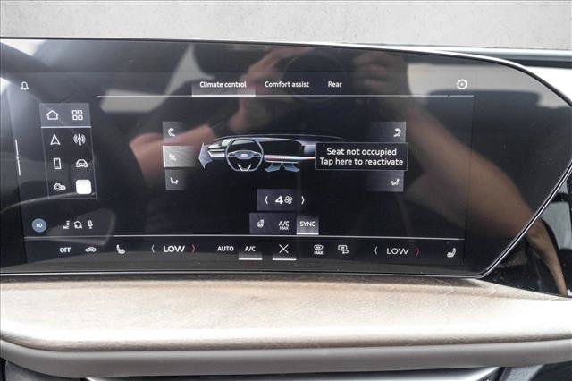Used 2025 Audi Q5 Premium w/ Convenience Package AWD/4WD image 19