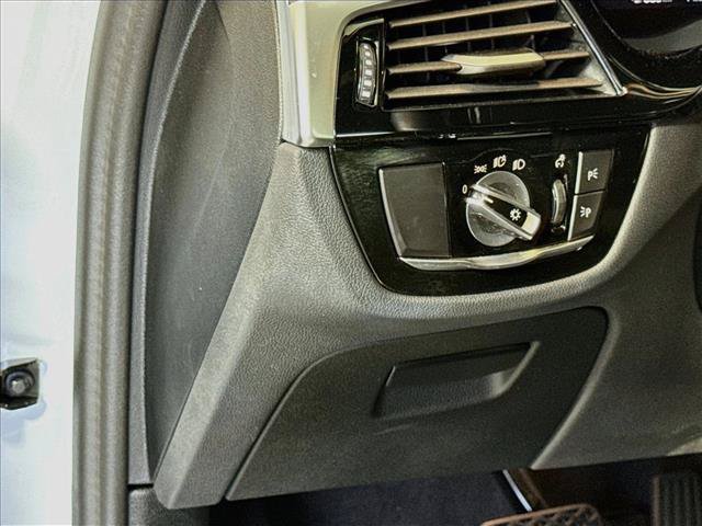 Used 2023 BMW 530i RWD image 13