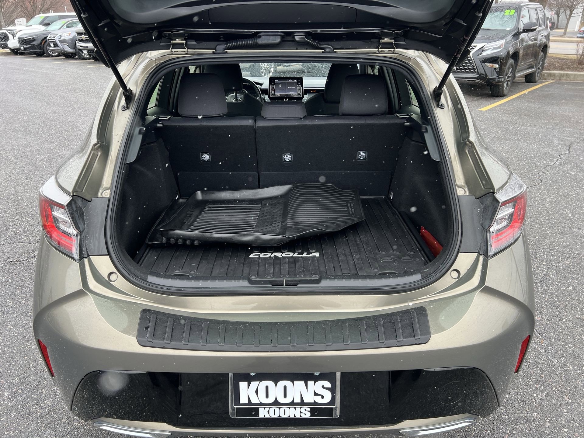 Used 2020 Toyota Corolla SE image 23