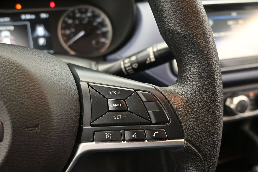 Used 2024 Nissan Versa SV FWD image 18