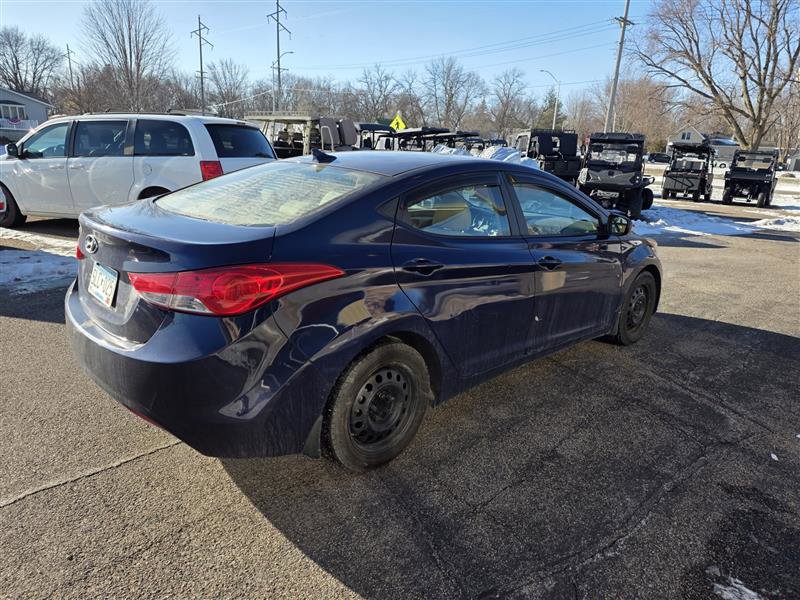 Used 2013 Hyundai Elantra GLS image 8