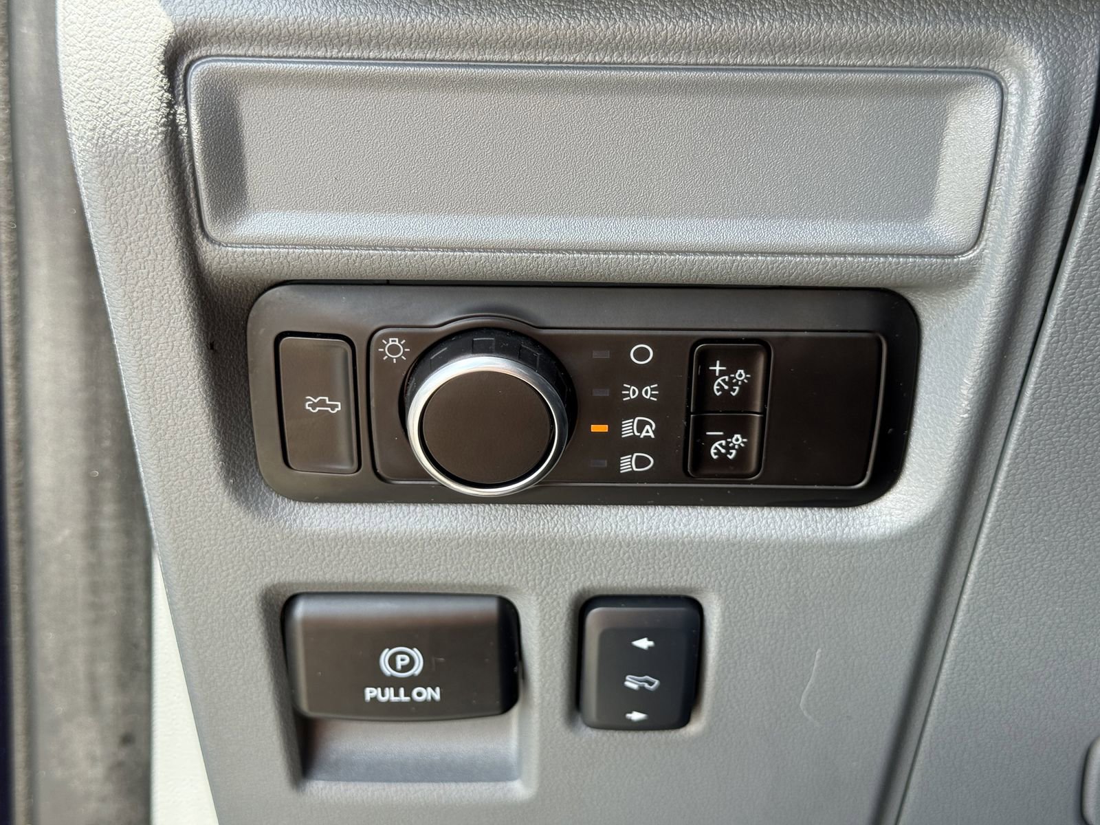 Certified 2025 Ford F150 Lightning Flash AWD/4WD image 30
