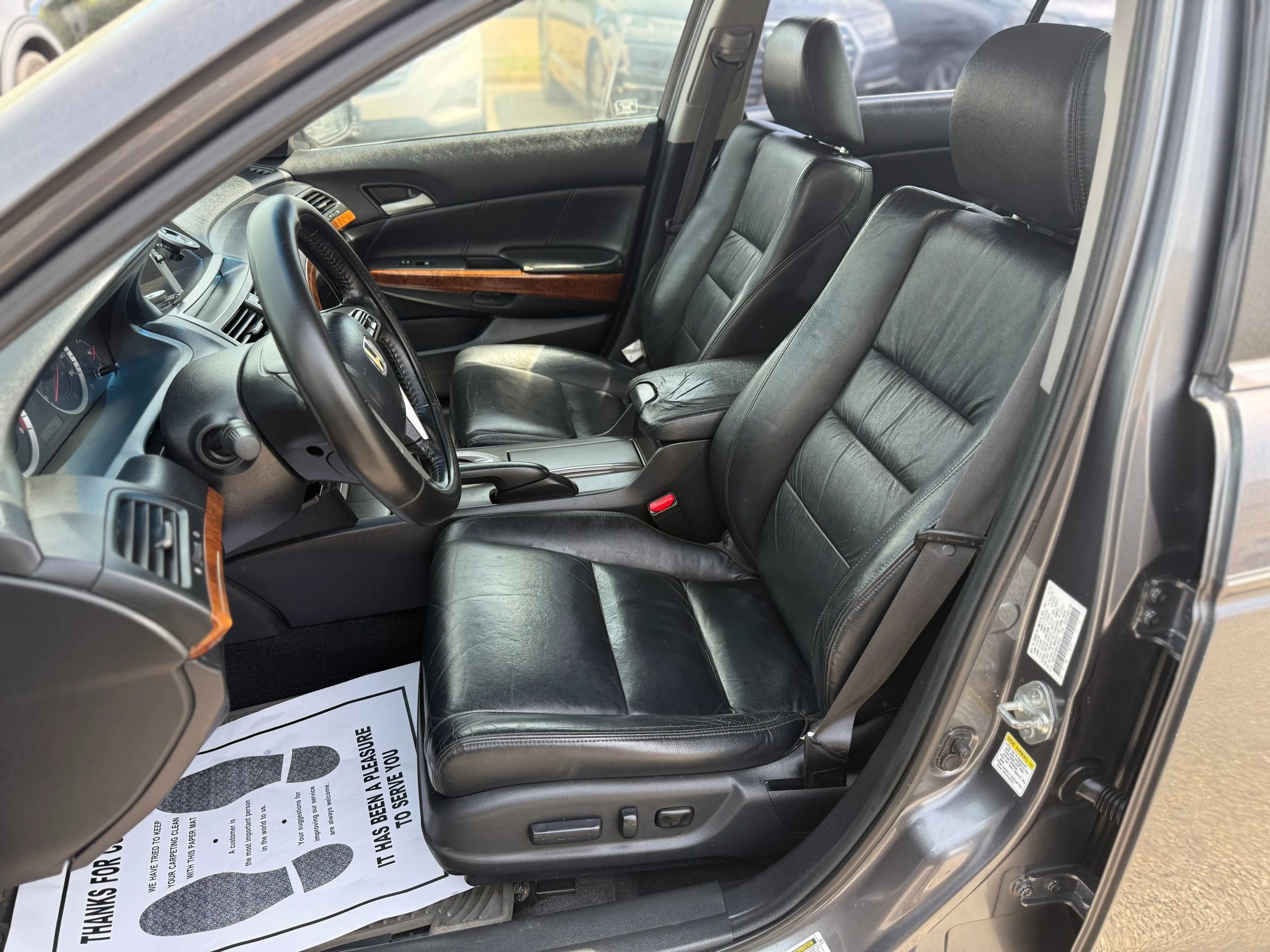Used 2011 Honda Accord EX-L image 13