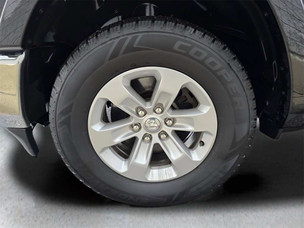 Used 2019 RAM 1500 Laramie image 34