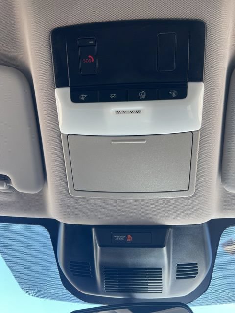 Used 2025 Nissan Rogue SV FWD image 22