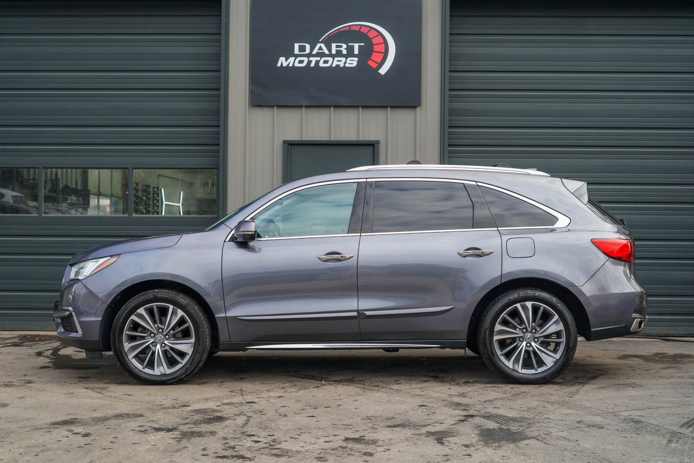 Used 2017 Acura MDX SH-AWD w/ Technology Package image 4