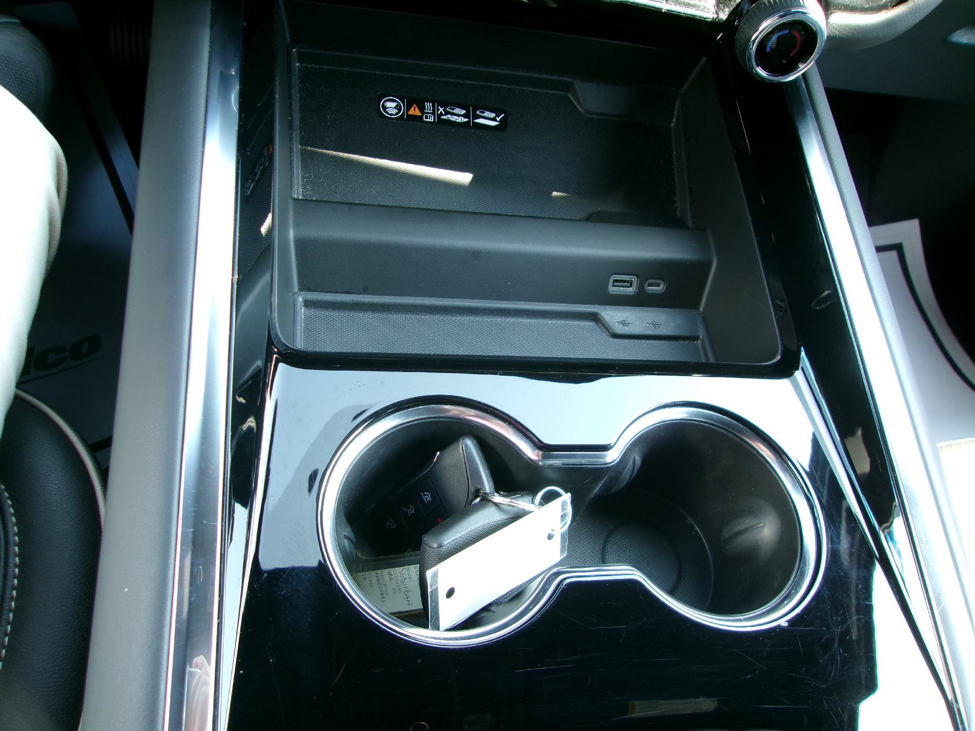 Certified 2025 Chevrolet Suburban Premier AWD/4WD image 19