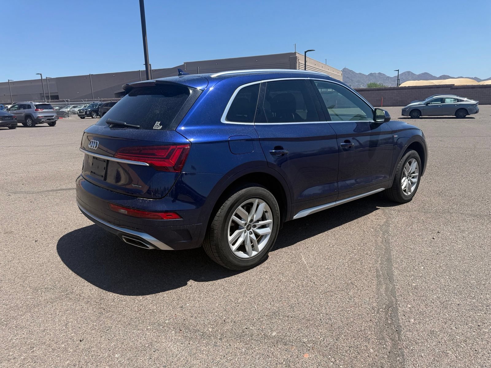 Used 2022 Audi Q5 2.0T Premium AWD/4WD image 5