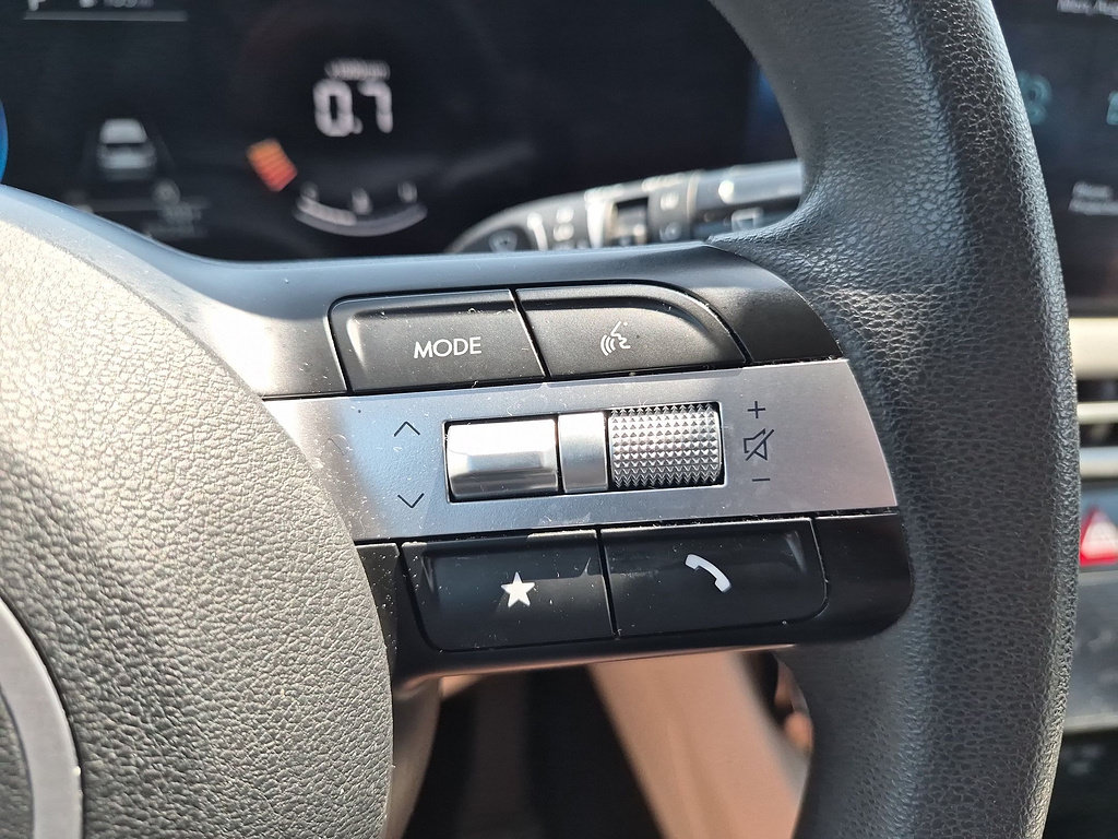 Used 2025 Hyundai Tucson SEL FWD image 18