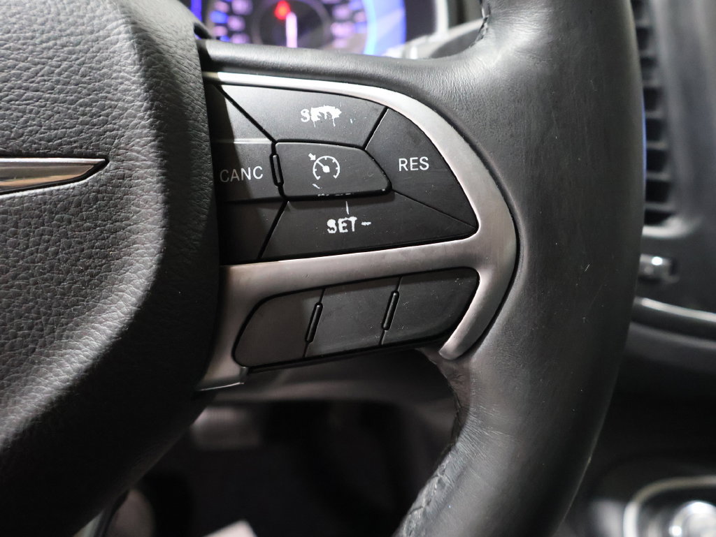 Used 2015 Chrysler 200 Limited w/ Convenience Group FWD image 35