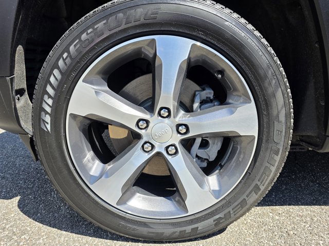Used 2022 Jeep Grand Cherokee Limited 4xe w/ Luxury Tech Group II image 3
