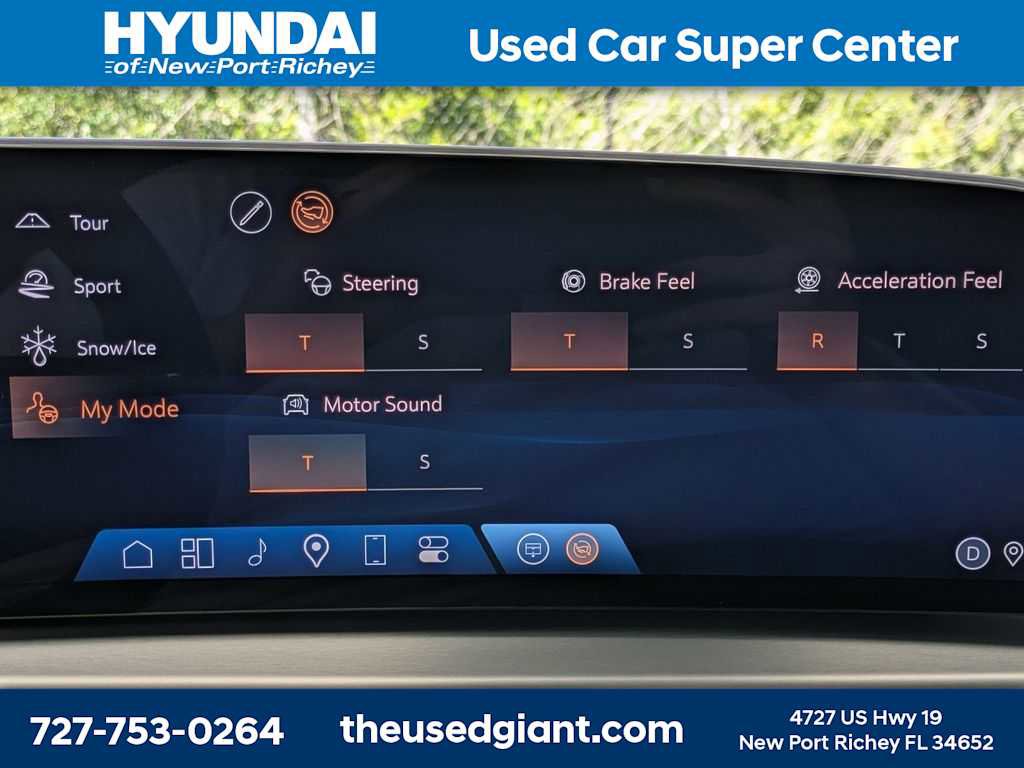Used 2024 Cadillac Lyriq Luxury RWD image 27