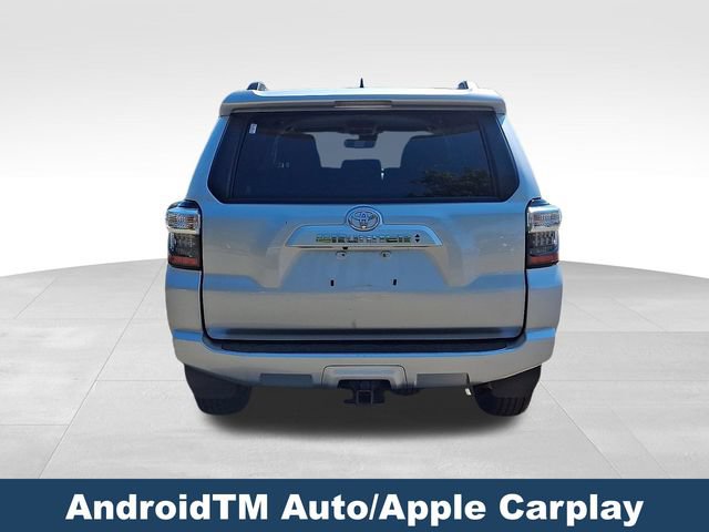 Used 2022 Toyota 4Runner SR5 AWD/4WD image 6