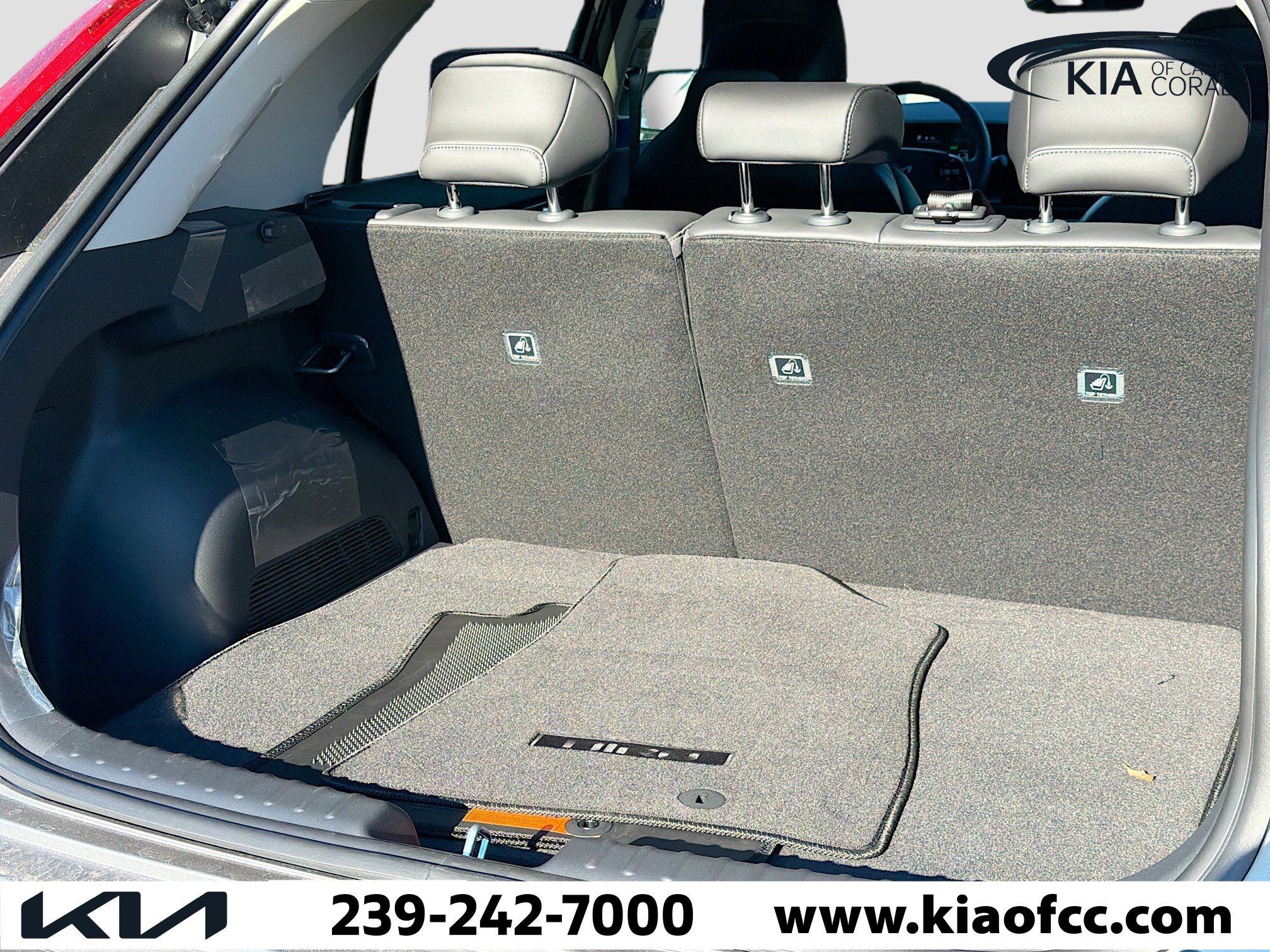 New 2026 Kia Niro EX FWD image 11