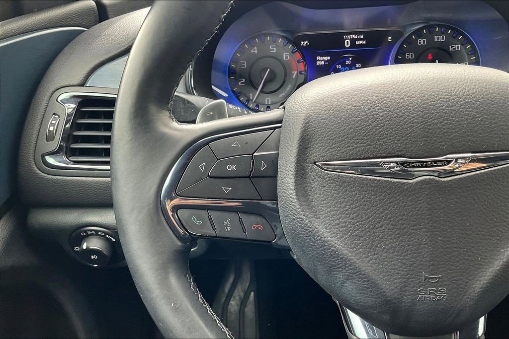 Used 2015 Chrysler 200 S w/ Navigation & Sound Group I image 18