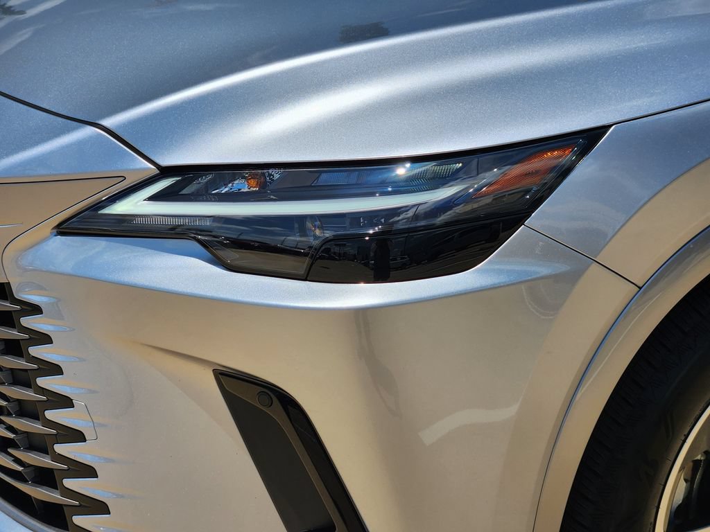 Certified 2025 Lexus RX 350 Premium w/ Accessory Package (Z1) FWD image 9