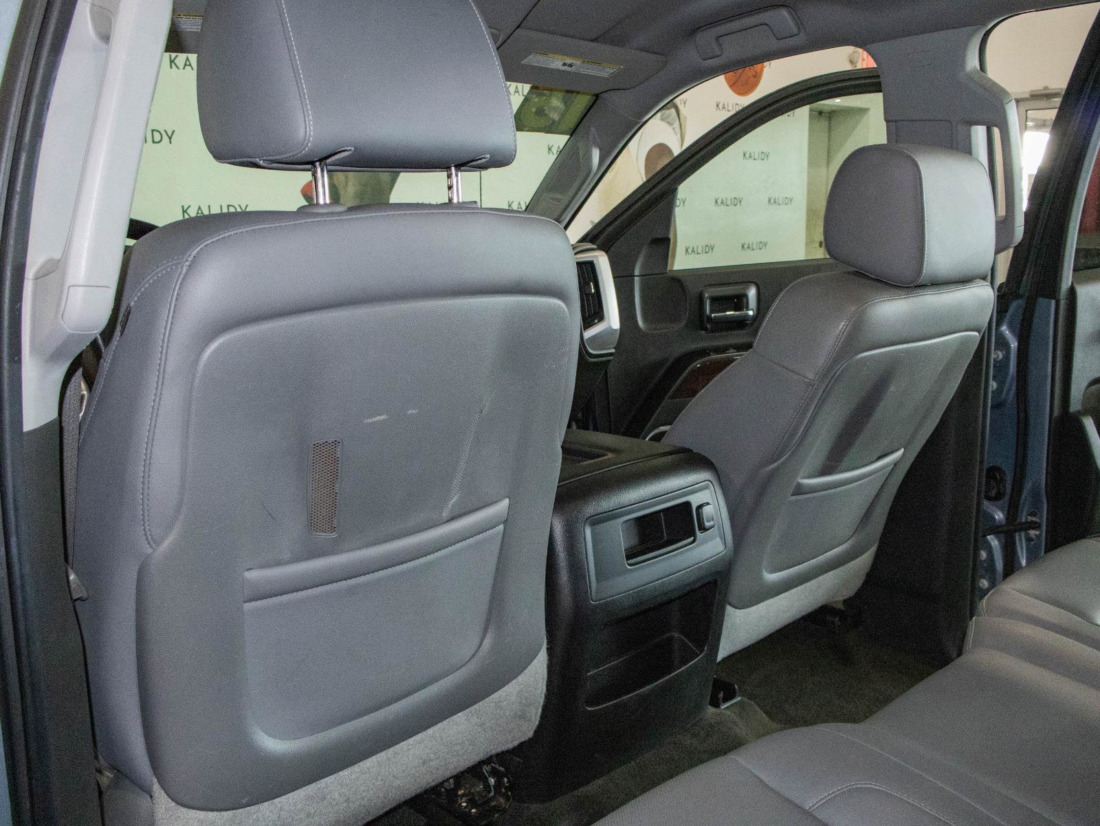 Used 2015 GMC Sierra 1500 SLT w/ SLT Crew Cab Value Package image 9