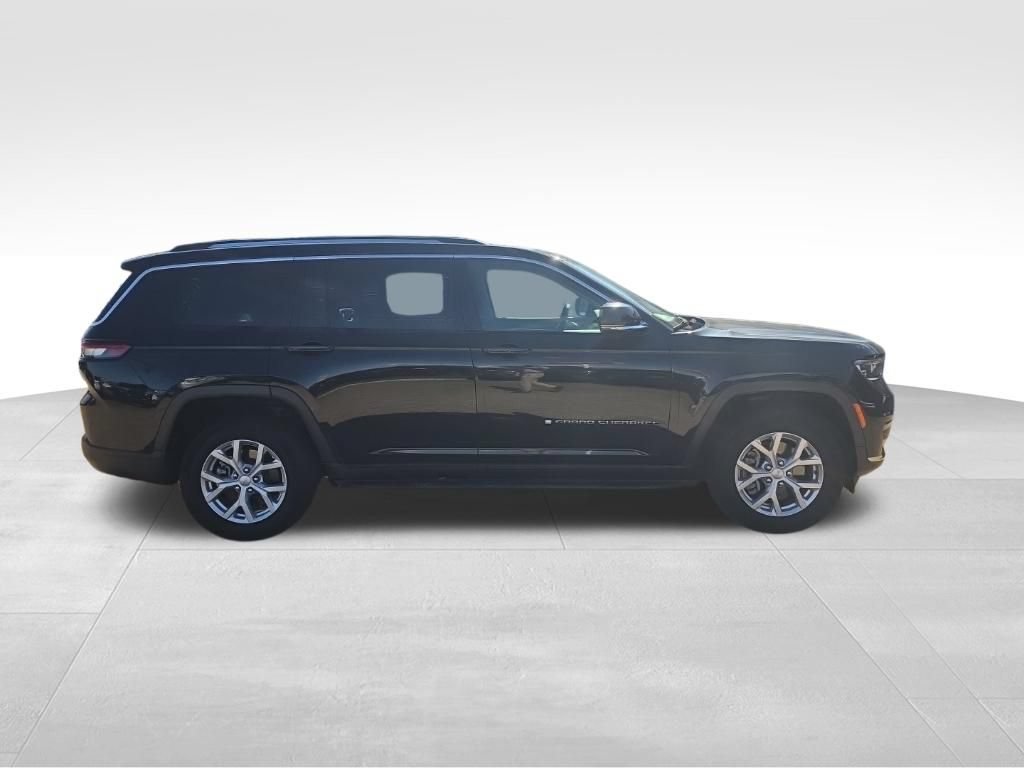 Used 2024 Jeep Grand Cherokee L Limited AWD/4WD image 8