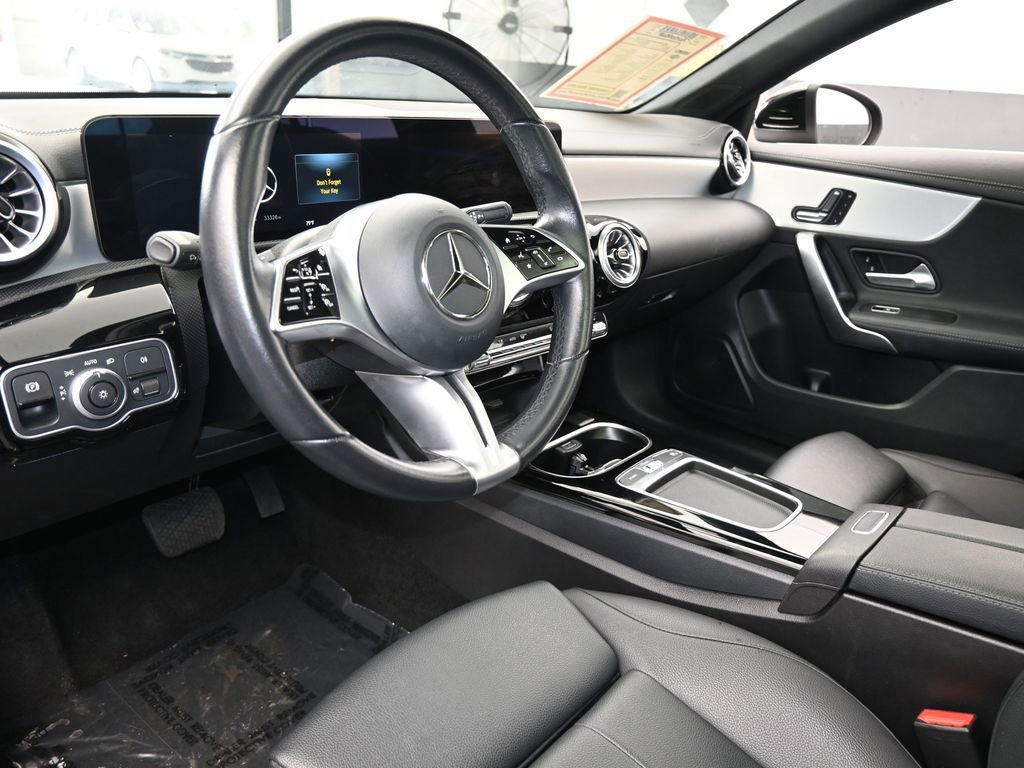 Used 2025 Mercedes-Benz CLA 250 image 13